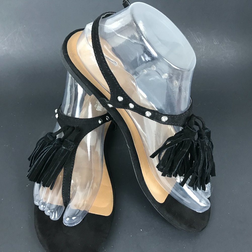 Faux Leather Black Mossimo thong Sandals US 8.5